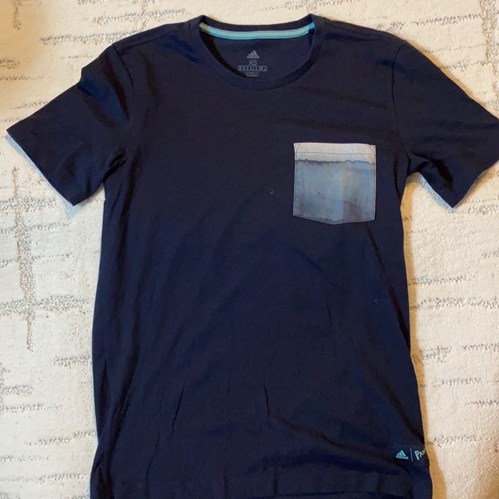 Adidas T-shirt